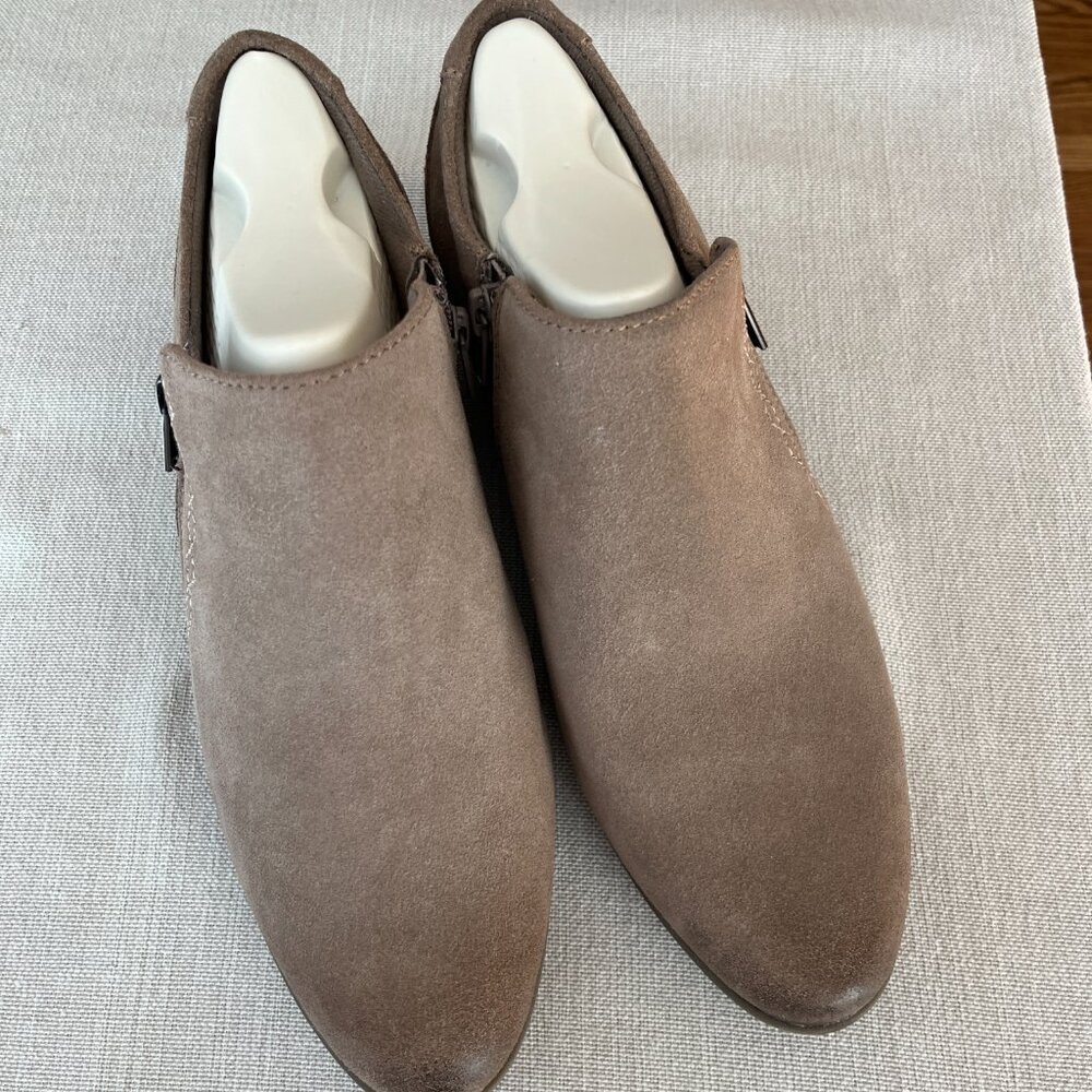 Earth Origins Collette Caitlyn Booties Size 9 - Picture 6 of 6
